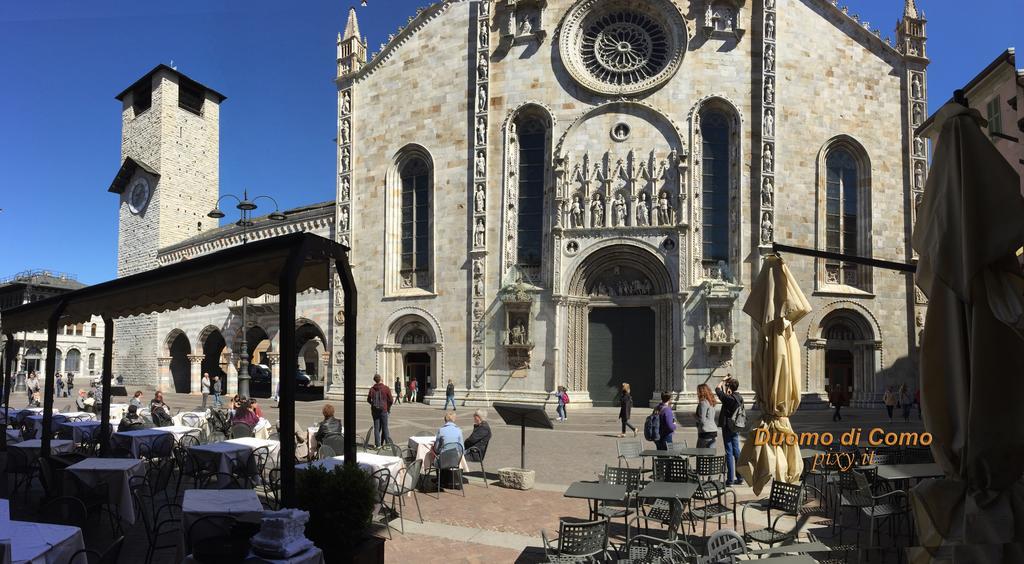 Ancient Courtyard Bonanomi In Como Historic Centre Oda fotoğraf